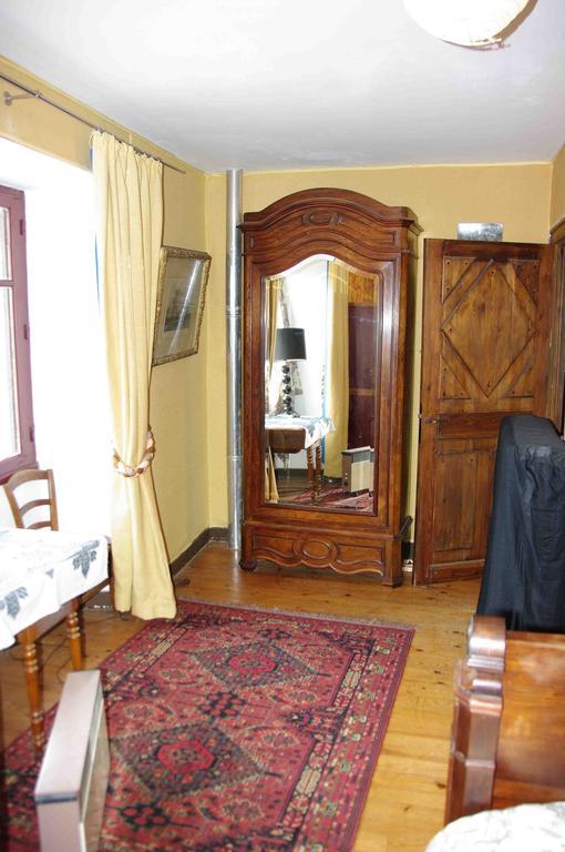 Chateau De Vermette Hotel La Chapelle-Gaudin Habitación foto